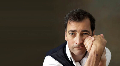 Alistair McGowan Official Speaker Profile Picture