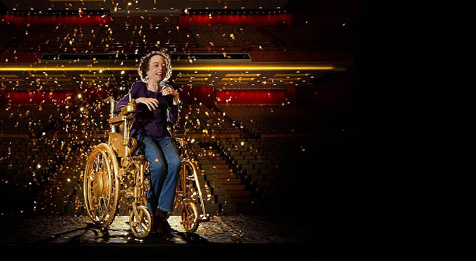 Liz Carr