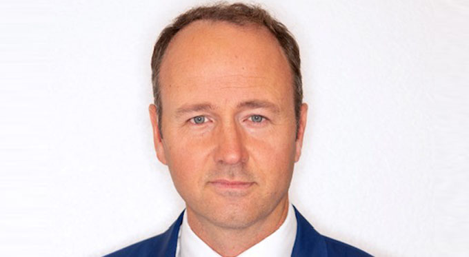 Jonathan Swain