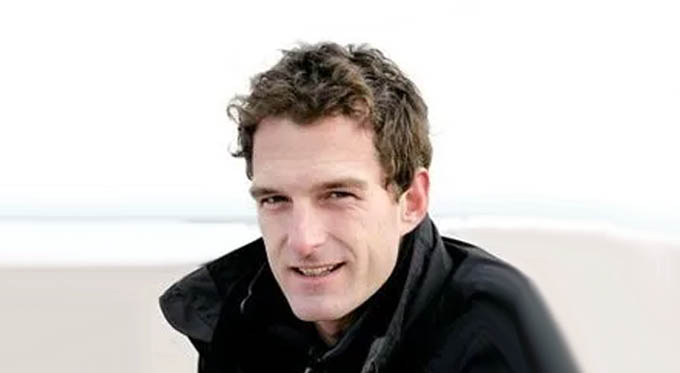 Dan Snow's Instagram, Twitter & Facebook on IDCrawl