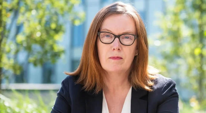 Dr Sarah Gilbert