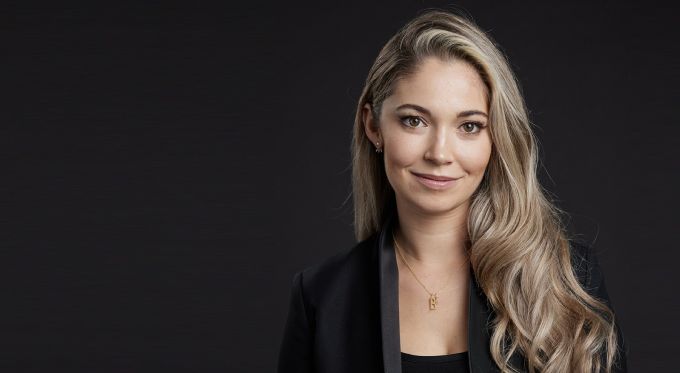 Dr. Julia Shaw
