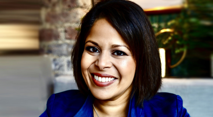 Dr Mayoni Gooneratne