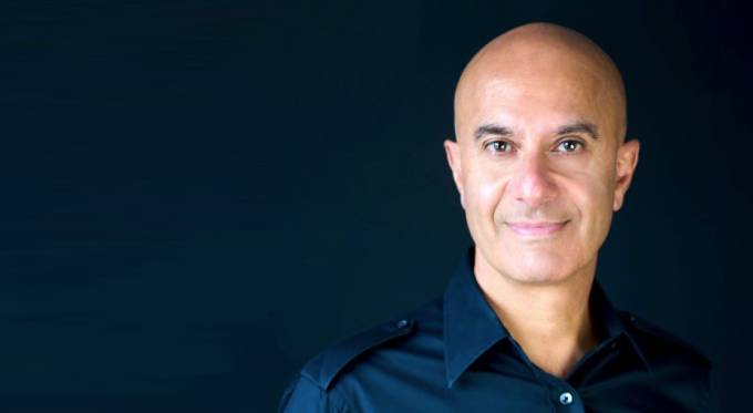 Robin Sharma