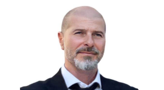 Dr Plamen Russev