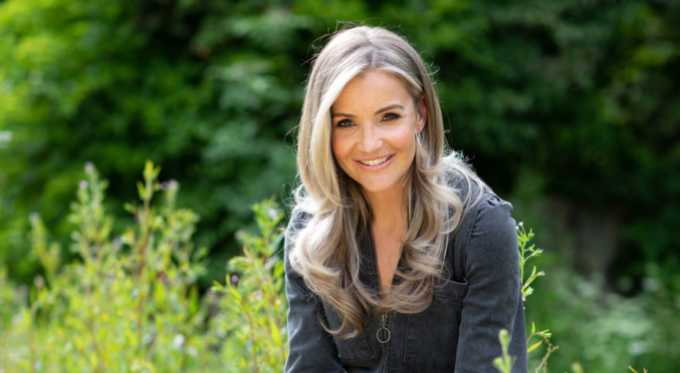 Helen Skelton