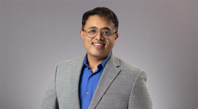 Karthik Krishnamurthy