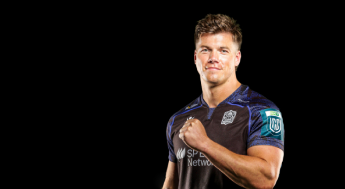 Huw Jones 