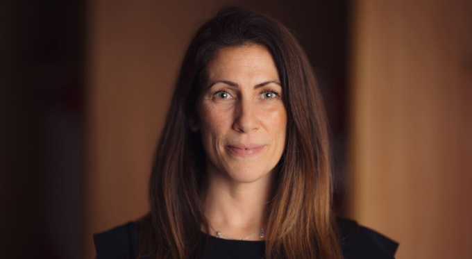 Dr Kate Hays