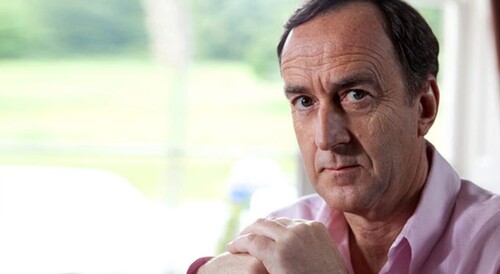 Angus Deayton
