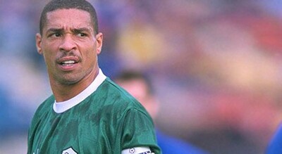 Book Des Walker | Nottingham Forest Legend | Booking Agent