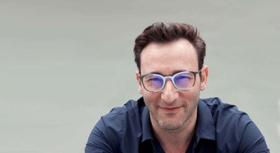 Book Simon Sinek Speaker Agent