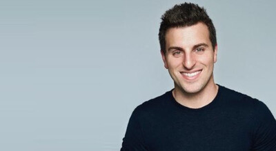 Brian Chesky official speaker profile picture