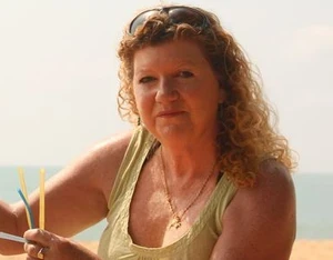 Jo Ruxton 