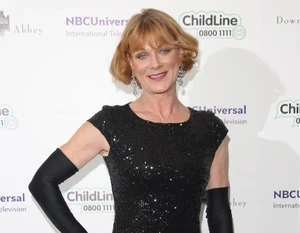 Samantha Bond