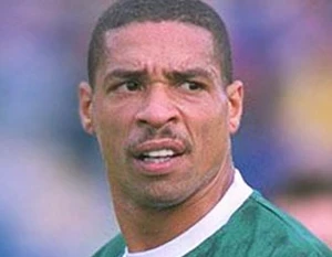 Des Walker