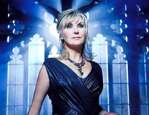 Lesley Garrett