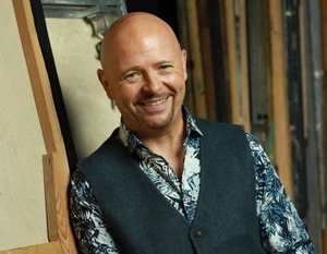 Jon Courtenay