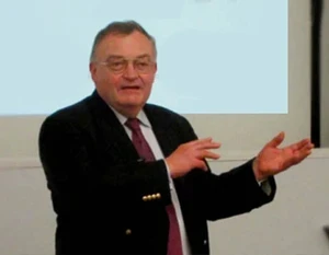 Yves Doz