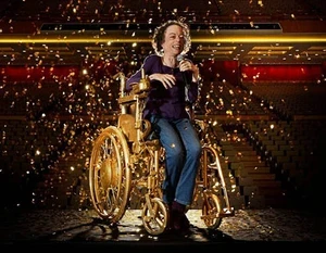 Liz Carr