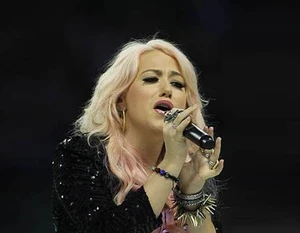 Amelia Lily