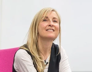 Fiona Phillips 