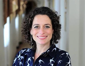 Alex Polizzi