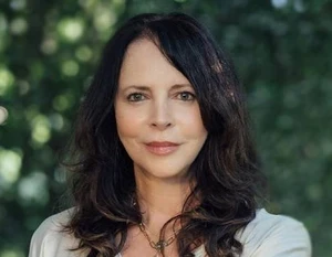 Ora Nadrich 