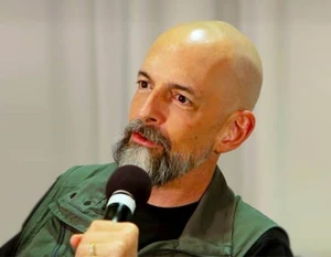 Neal Stephenson