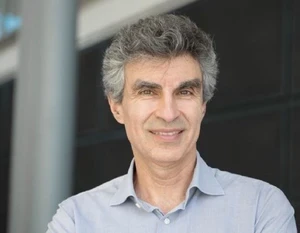 Yoshua Bengio