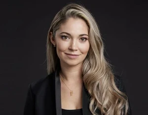 Dr. Julia Shaw