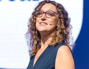 Suzanne Edmonds official speaker profile picture