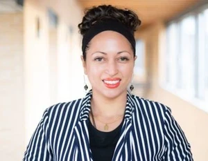 Tara Sabre Collier official speaker profile picture