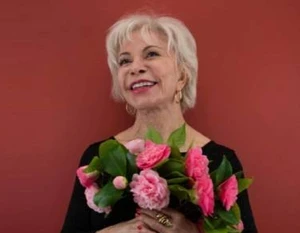 Isabel Allende official speaker profile picture