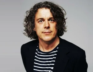 Alan Davies Official Speaker Profile Picture