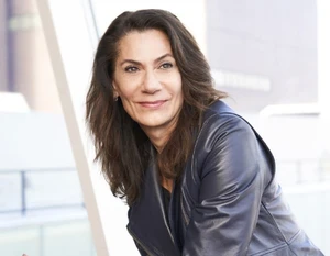 Cecily Sommers official speaker profile picture