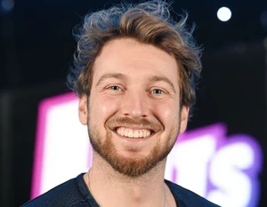 Sam Thompson official speaker profile picture