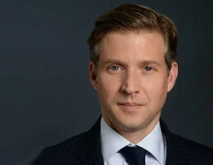 Alec Ross official speaker profile picture