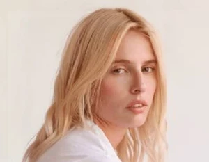 Lauren Wasser official speaker profile picture