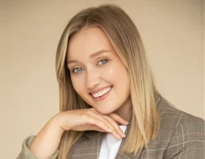 Megan Micklewright official speaker profile picture