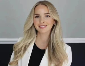 Emily English Official Speaker Profile Picture