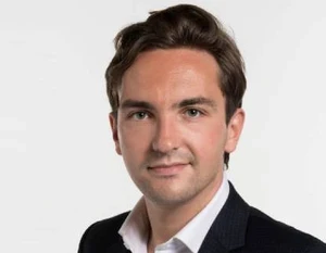 Lewis Goodall official speaker profile picture