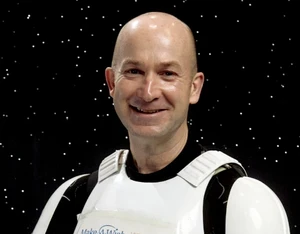 Jez Allinson Official Speaker Profile Picture