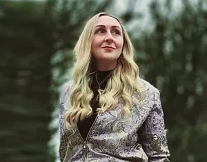 Katie Ford official speaker profile picture