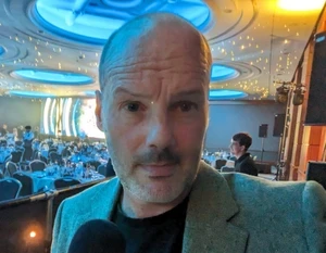 Jonathan Clays Official Host Profile Picture