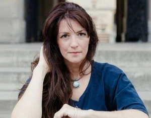 Martha Newson official speaker profile picture