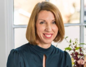 Dr Louise Newson Official Speaker Profile Picture