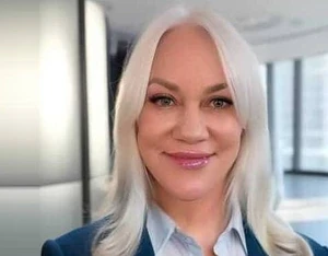 Hollie Castro official speaker profile picture