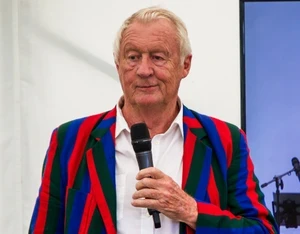 Chris Tarrant Official Speaker Profile Picture