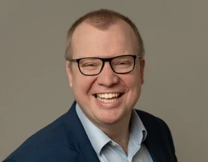 Dr Mark Bloomfield Official Speaker Profile Picture